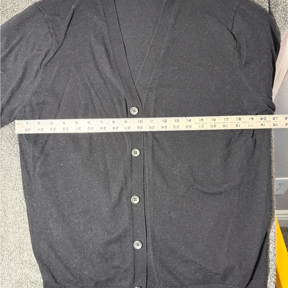 Banana Republic Black Cardigan Sweater - Picture 4 of 4